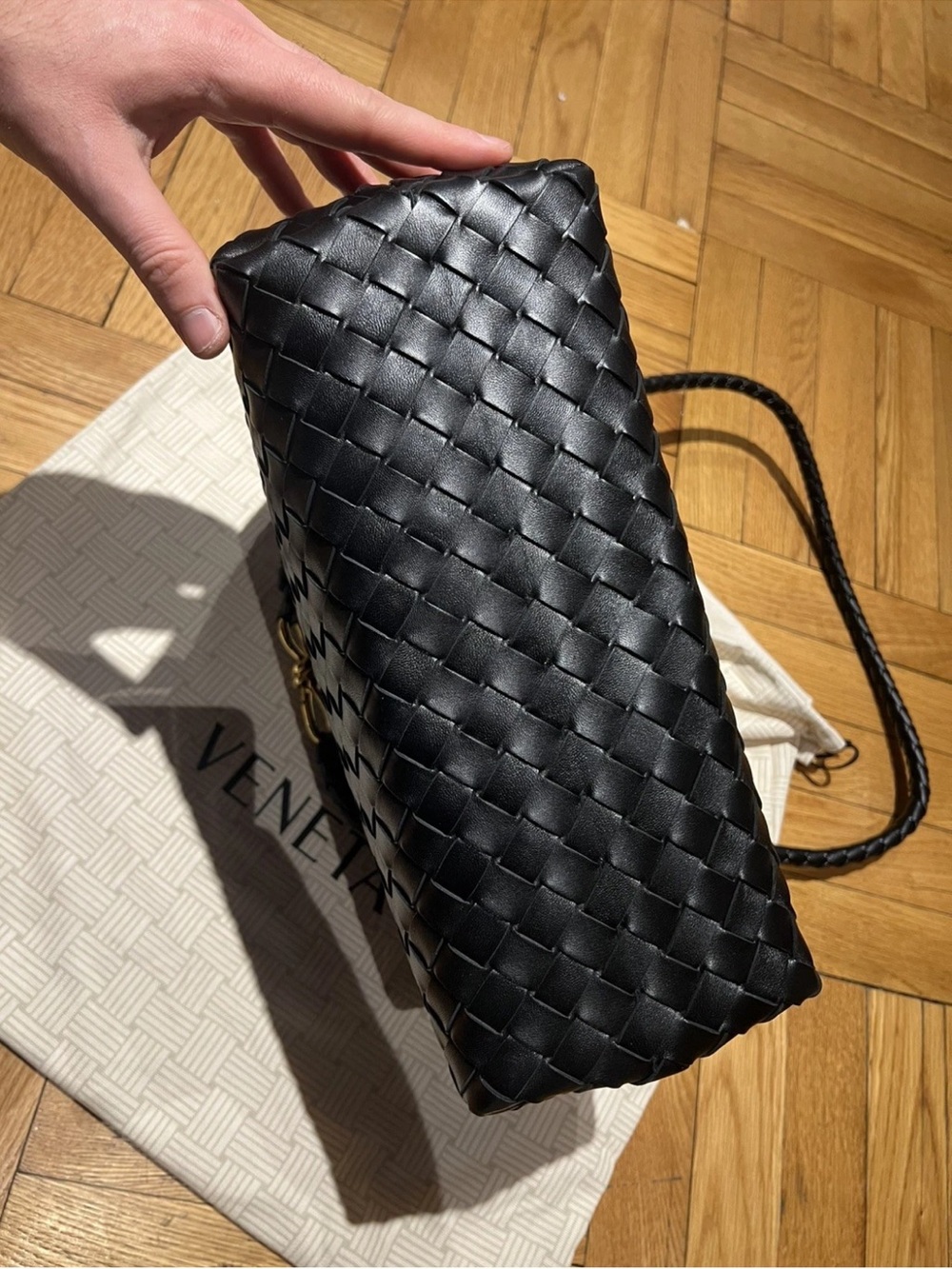 Bottega Veneta Andiamo Medium Black leather bag - Picture 7 of 13